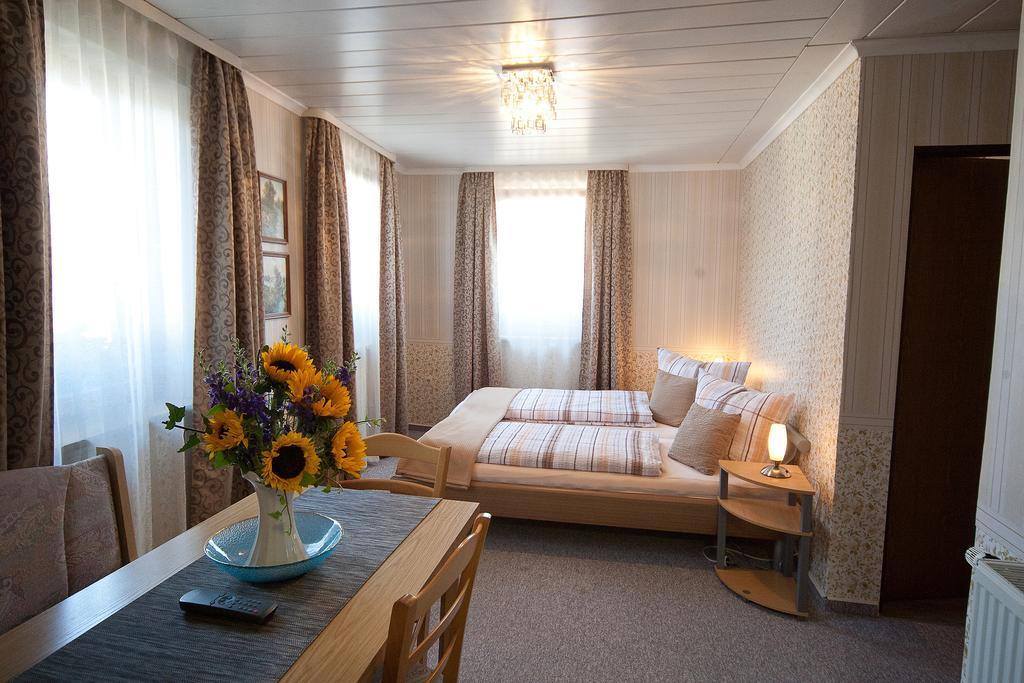 Haus Jutta Otel Goessweinstein Dış mekan fotoğraf