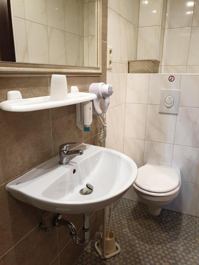 Haus Jutta Otel Goessweinstein Dış mekan fotoğraf